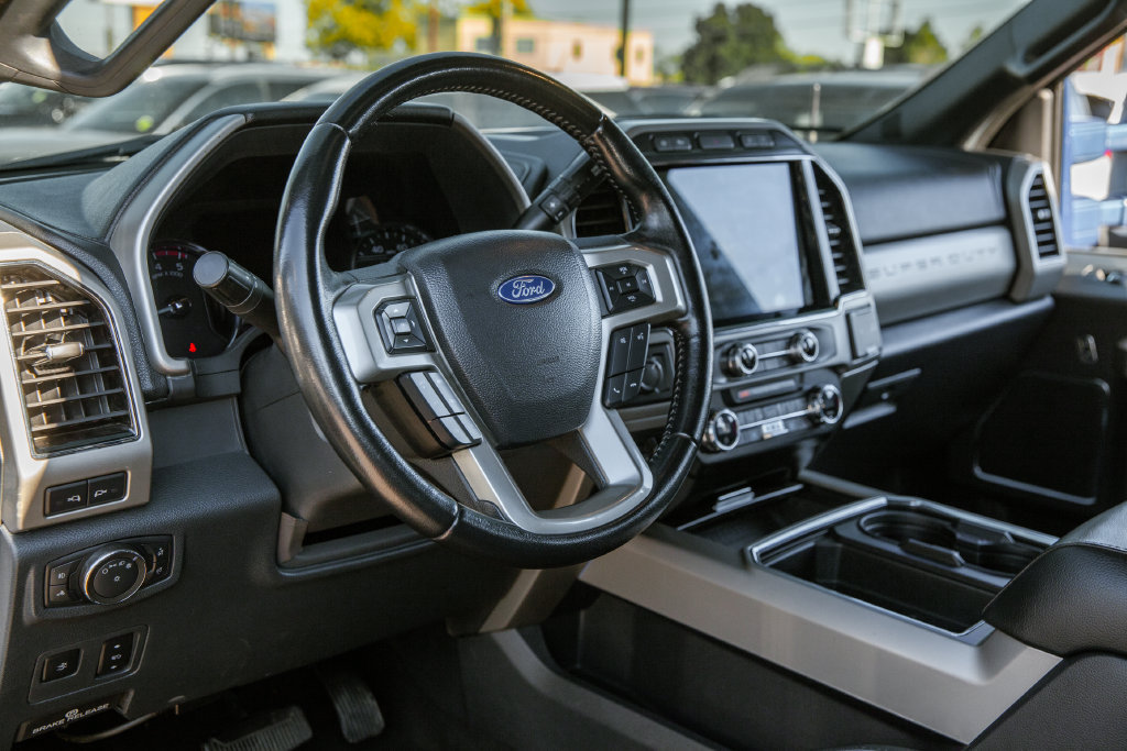 Used 2022 Ford F250 Lariat w/ Lariat Ultimate Package AWD/4WD image 10