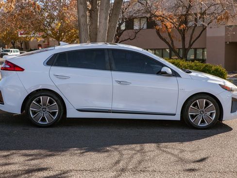 Used 2018 Hyundai Ioniq Limited w/ Limited Ultimate Package 03 image 4