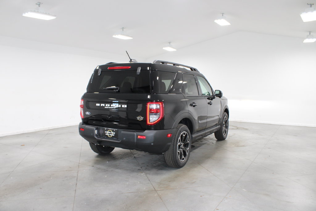 New 2026 Ford Bronco Sport Outer Banks w/ Outer Banks Tech Package+ AWD/4WD image 8