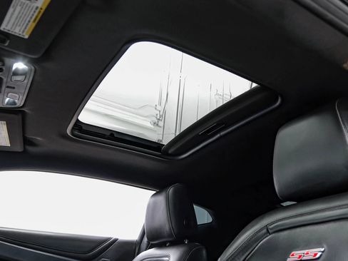 Used 2016 Chevrolet Camaro SS RWD image 23