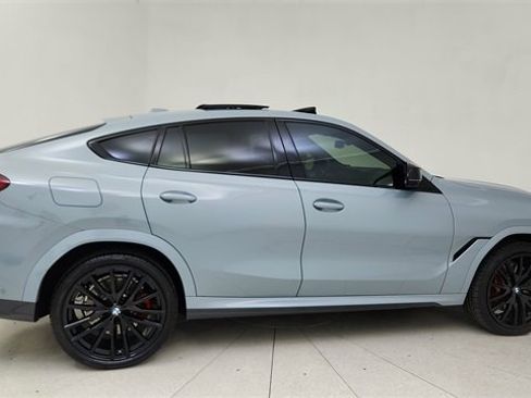 Used 2025 BMW X6 M60i image 6