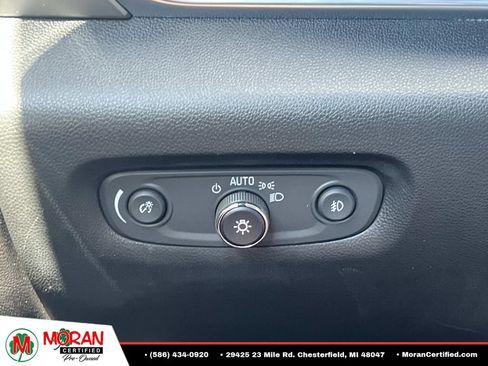 Used 2020 Chevrolet Traverse LT FWD image 26