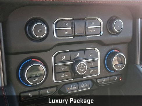 Used 2023 Chevrolet Suburban RST w/ Sport Performance Package image 22