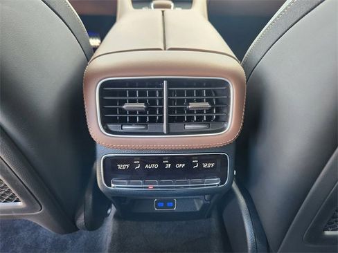 New 2026 Mercedes-Benz GLE 53 AMG 4MATIC image 13