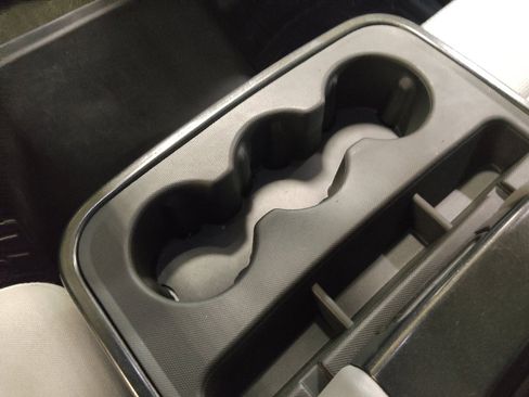 Used 2015 GMC Sierra 1500 SLE w/ Texas SLE Value Package image 26