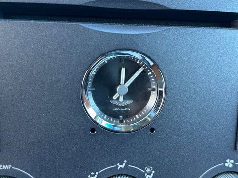 Used 2006 Aston Martin V8 Vantage Coupe image 33