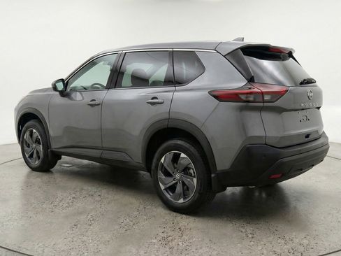 Used 2025 Nissan Rogue SV FWD image 6