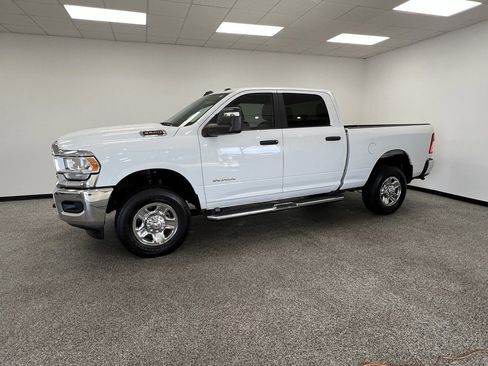 Used 2024 RAM 2500 Big Horn w/ Bed Utility Group image 20