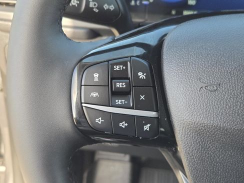 Used 2022 Ford Escape Titanium image 19