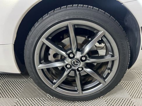 Used 2016 MAZDA MX-5 Miata Grand Touring RWD image 12