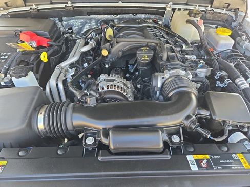 Certified 2024 Jeep Wrangler Unlimited Rubicon image 33