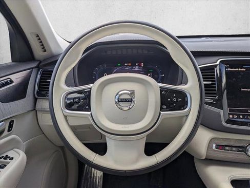 Used 2025 Volvo XC90 T8 Ultra w/ Protection Package Premier image 27