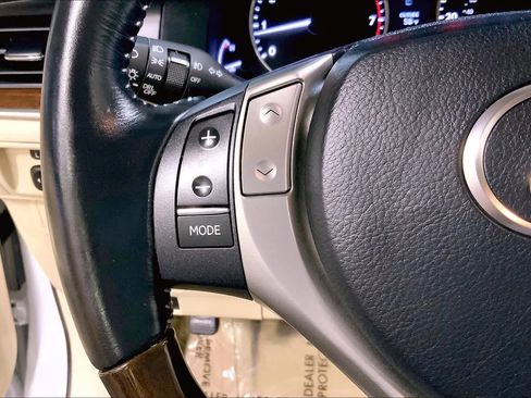 Used 2015 Lexus ES 350 image 23