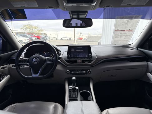 Used 2021 Nissan Altima 2.5 Platinum image 16