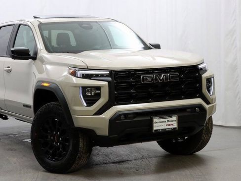 New 2026 GMC Canyon Elevation w/ Convenience Package image 2