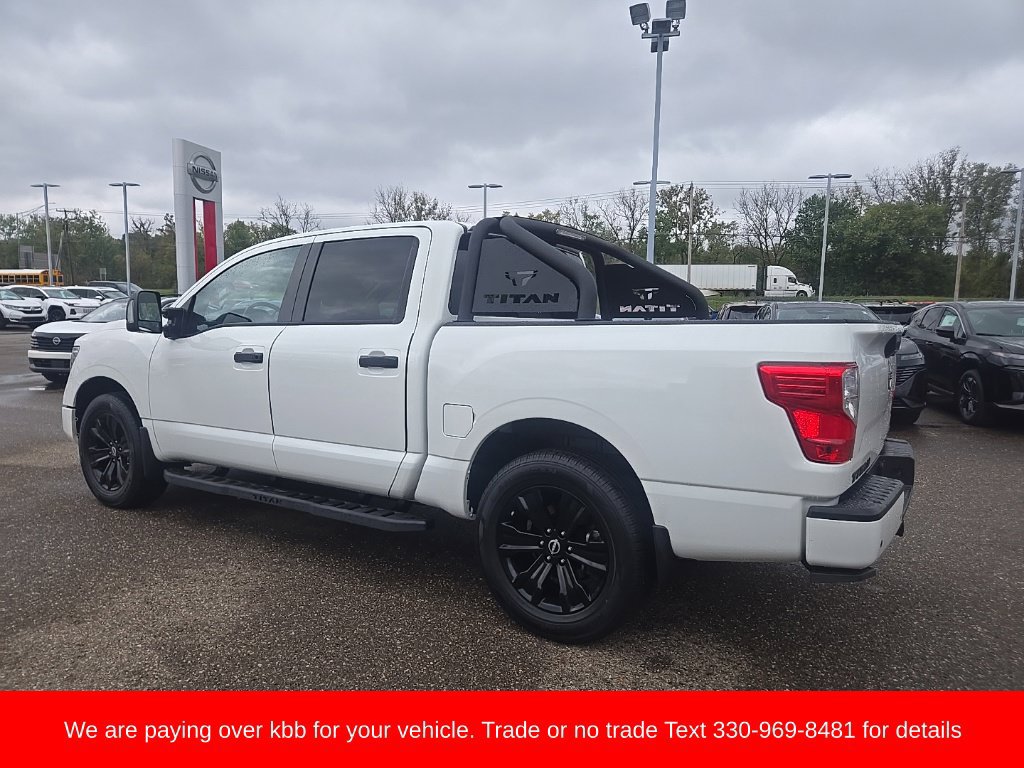 Used 2023 Nissan Titan SV w/ SV Convenience Package AWD/4WD image 5
