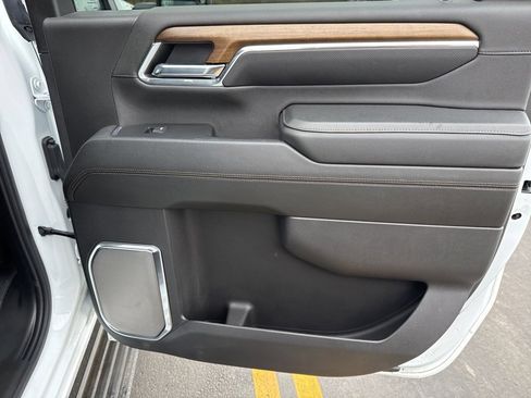 Used 2024 Chevrolet Silverado 3500 High Country w/ High Country Premium Package image 29