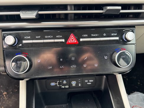 Used 2025 Hyundai Tucson SEL image 23