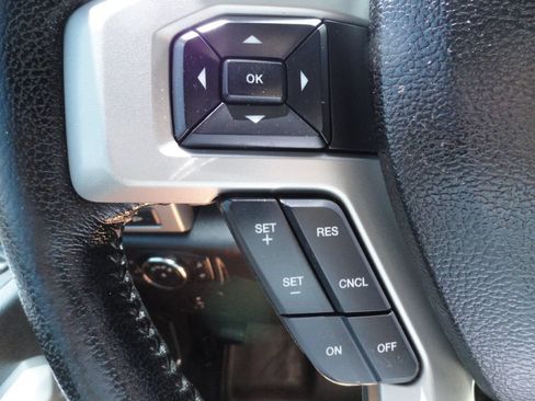 Used 2016 Ford F150 Lariat w/ Equipment Group 502A Luxury AWD/4WD image 27