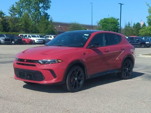 Used 2025 Dodge Hornet R/T w/ R/T Plus Package AWD/4WD image 7