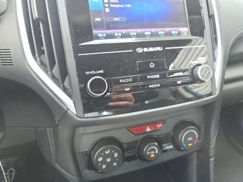Used 2019 Subaru Impreza 2.0i w/ Eyesight image 12