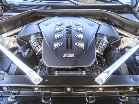 Certified 2025 BMW X5 M60i image 23