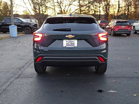 New 2026 Chevrolet Trax LS image 3