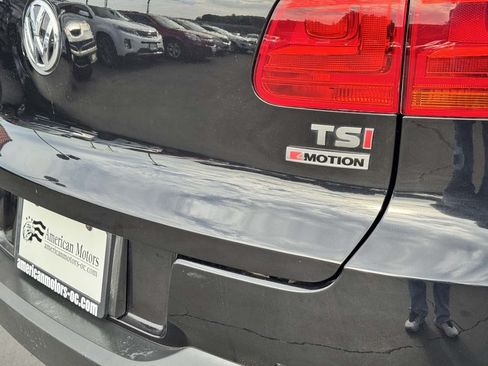 Used 2017 Volkswagen Tiguan S AWD/4WD image 17