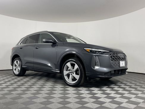 New 2025 Audi Q5 Premium Plus image 19