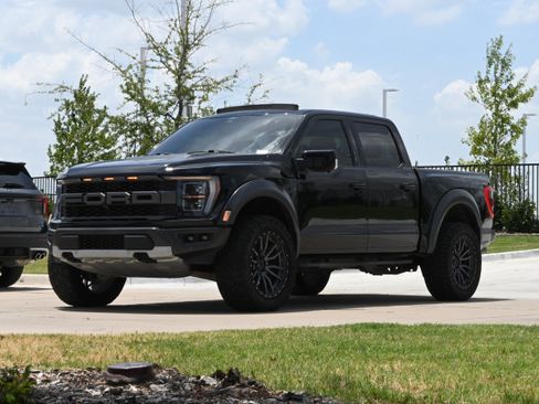 Used 2022 Ford F150 Raptor w/ Equipment Group 801A High AWD/4WD image 5