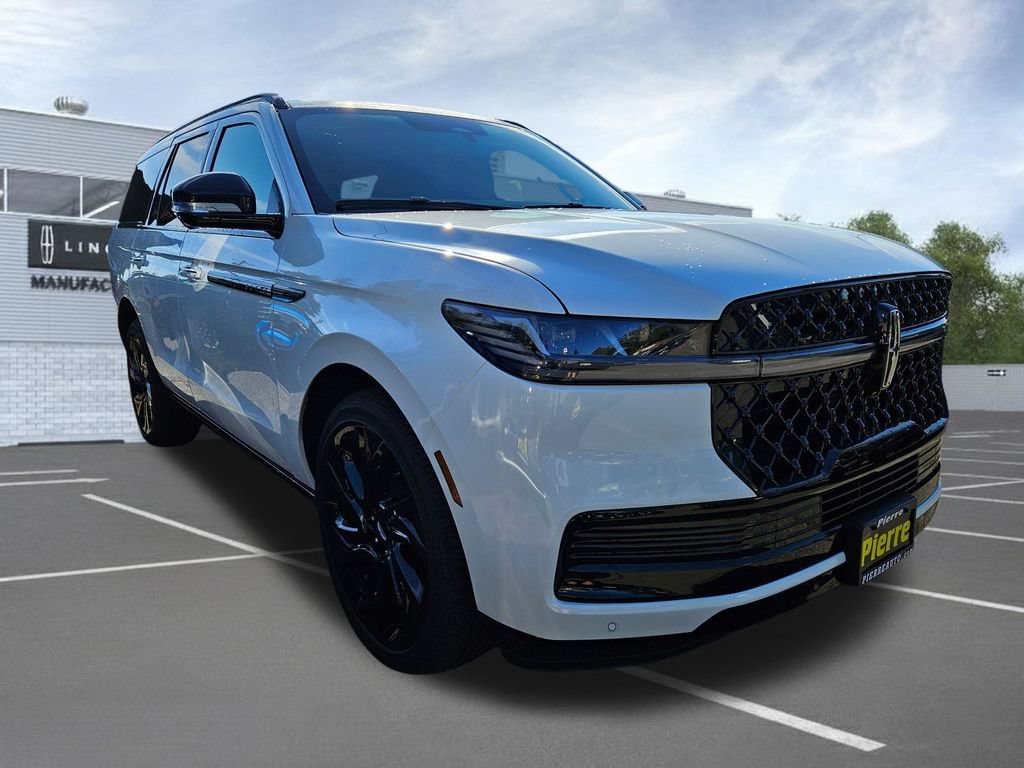 New 2027 Lincoln Navigator Reserve w/ Jet Appearance Package AWD/4WD image 6