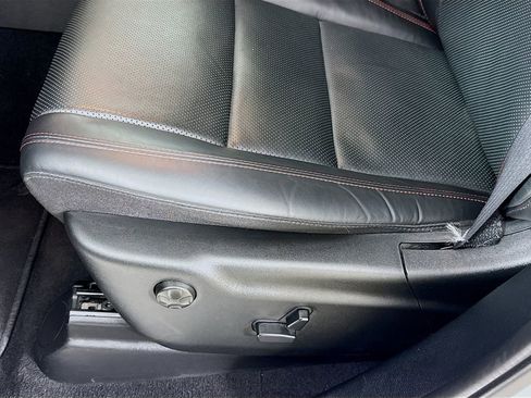 Used 2025 Dodge Durango GT image 21