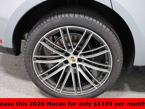 Certified 2026 Porsche Macan image 38