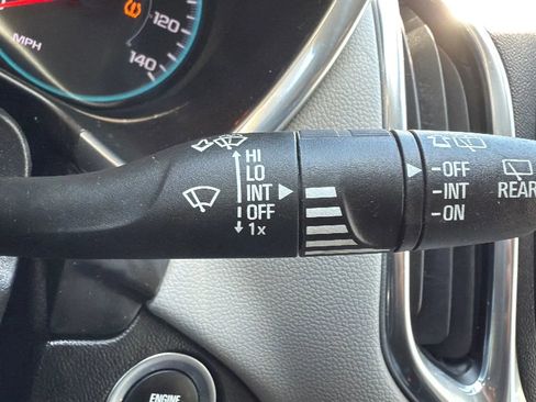 Used 2020 Chevrolet Equinox LS w/ LS Convenience Package image 13