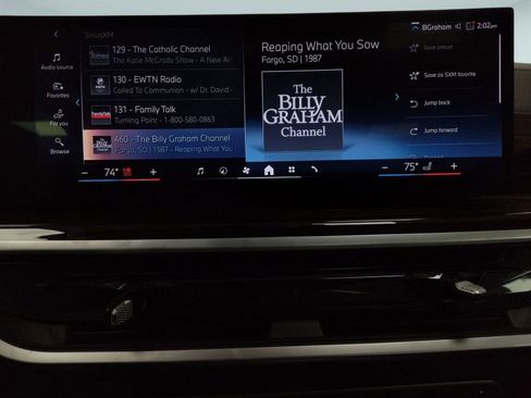 Used 2025 BMW X5 xDrive50e w/ Parking Assistance Package image 22