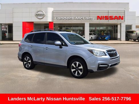Used 2017 Subaru Forester 2.5i Premium w/ All-Weather Package AWD/4WD image 1