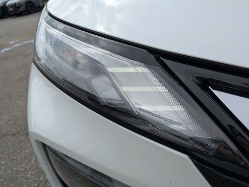 Certified 2025 Nissan Rogue SV FWD image 11