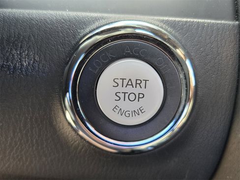 Used 2024 Nissan Armada Platinum w/ Captain's Chairs Package image 26