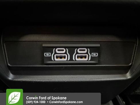 Used 2024 Jeep Grand Cherokee Laredo w/ Trailer Tow Package AWD/4WD image 13