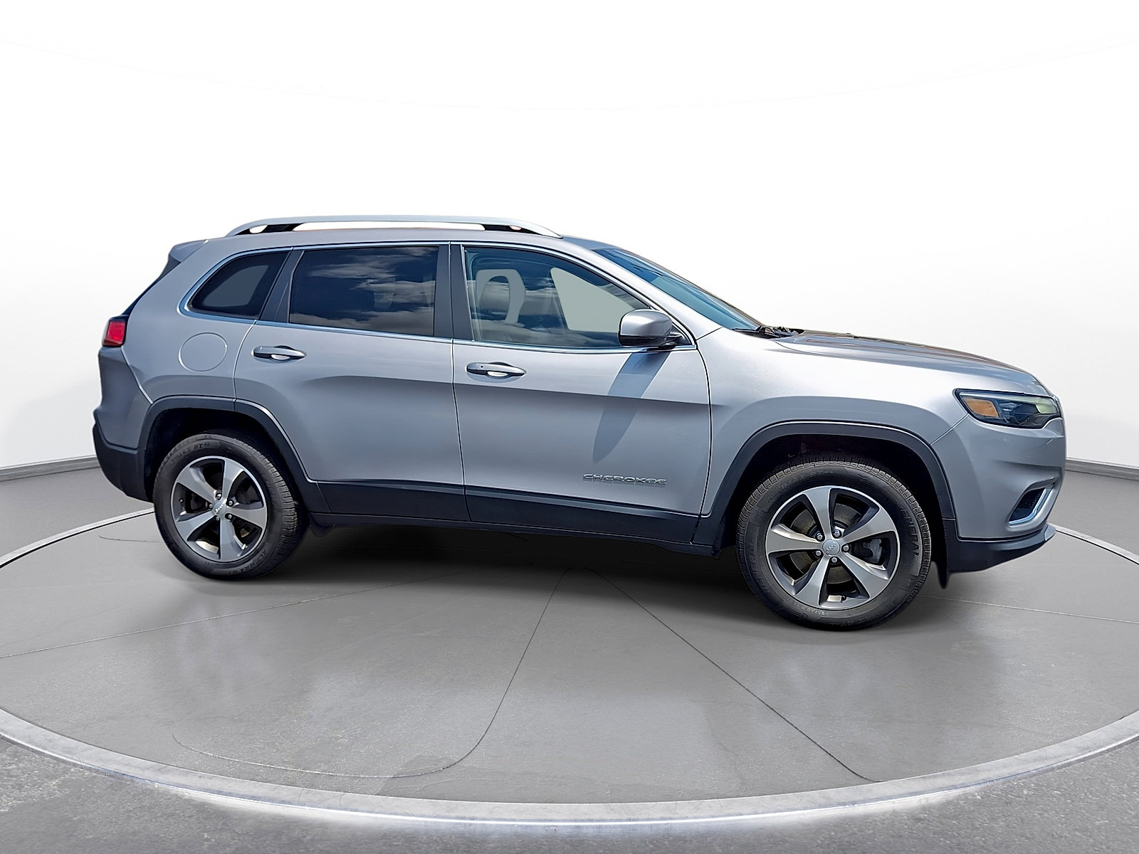 Used 2020 Jeep Cherokee Limited AWD/4WD image 9