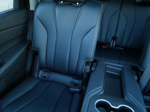 Used 2023 Acura MDX SH-AWD w/ Technology Package image 12