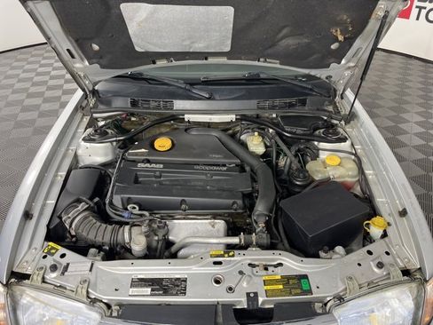 Used 2001 Saab 9-3 SE image 31