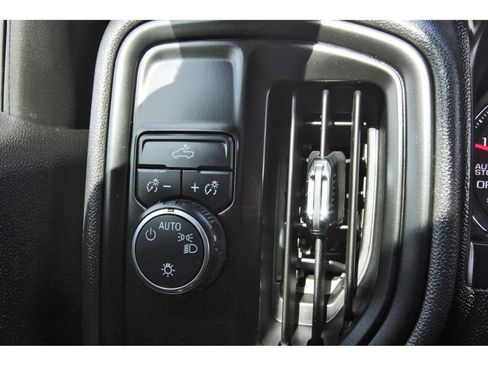 Used 2020 Chevrolet Silverado 1500 Custom w/ Custom Value Package image 22