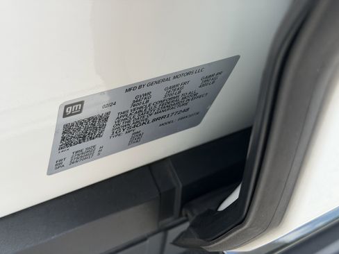 Certified 2024 Cadillac Escalade Sport Platinum AWD/4WD image 13