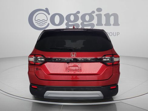 Used 2023 Honda Pilot EX-L image 4
