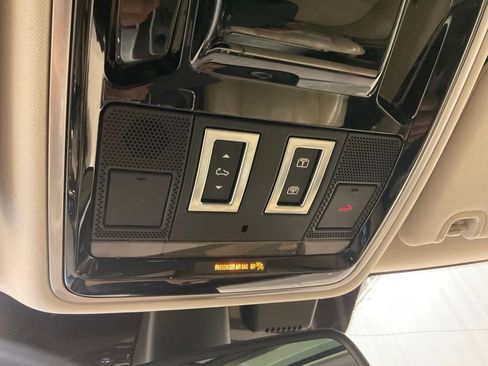 Used 2016 Land Rover Range Rover HSE AWD/4WD image 19