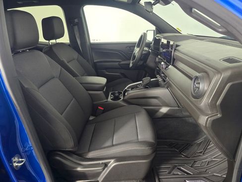 Used 2023 Chevrolet Colorado Trail Boss image 40