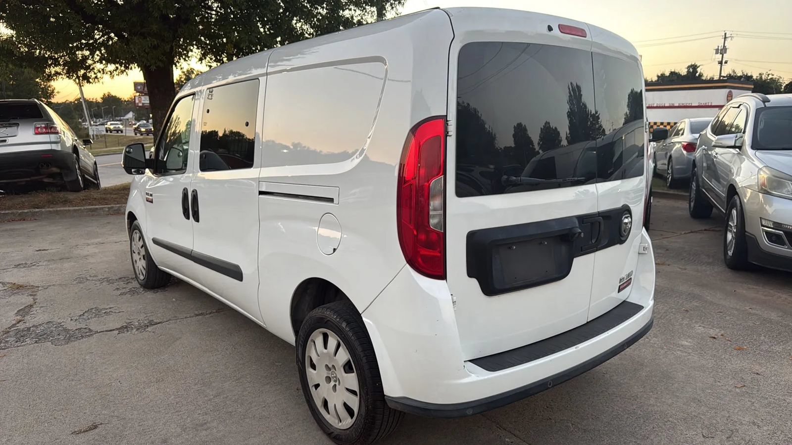 Used 2019 RAM ProMaster City Tradesman SLT FWD image 3