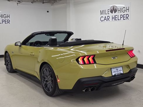 Used 2025 Ford Mustang GT Premium w/ GT Performance Package RWD image 26