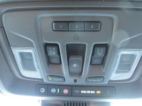 New 2026 Chevrolet Silverado 1500 LTZ w/ LTZ Premium Package AWD/4WD image 37